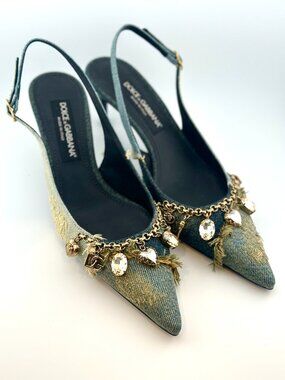 BRAND NEW DOLCE & GABBANA CHARMS SLINGBACK DENIM PUMPS